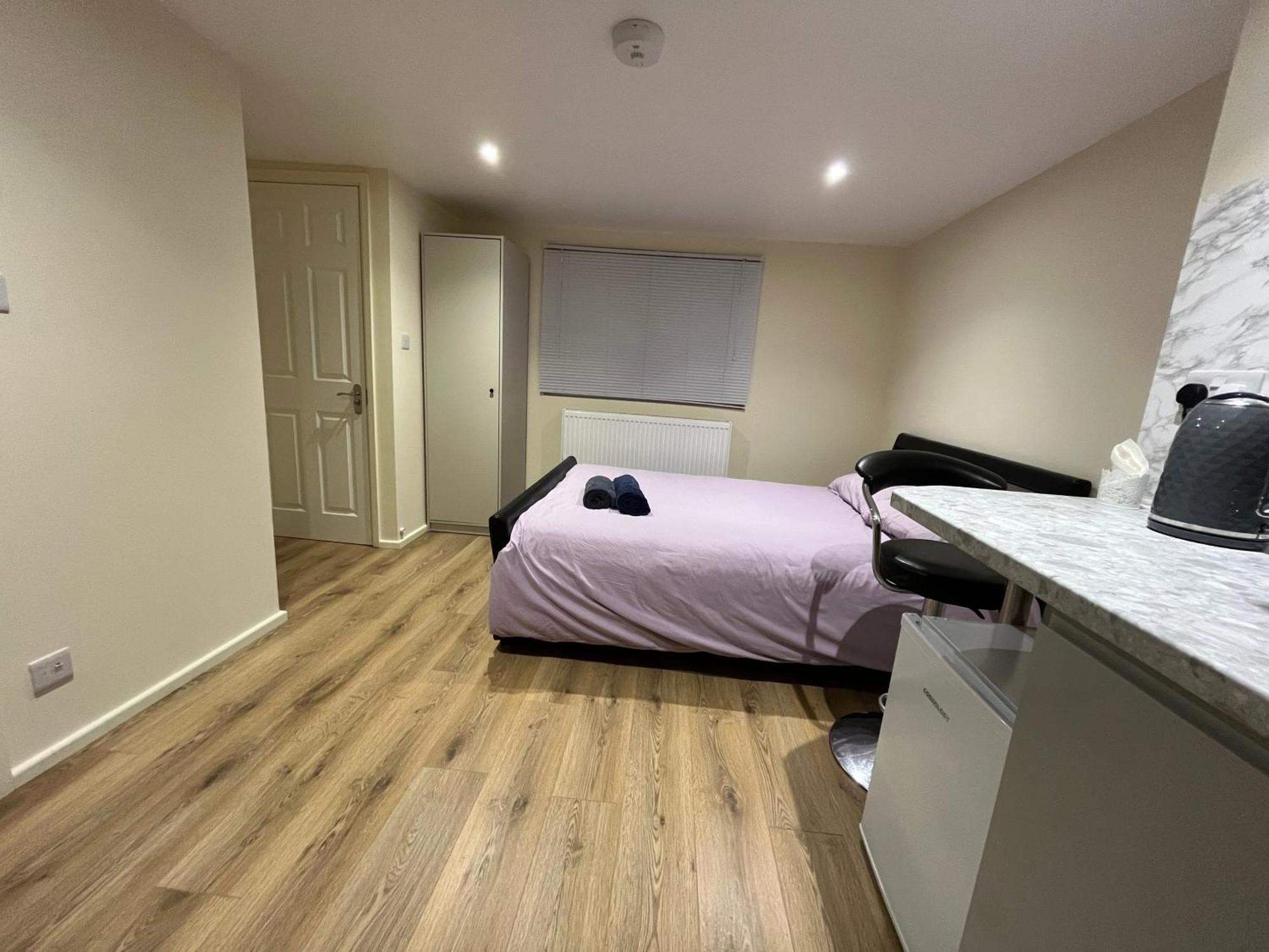 L-Houses Dagenham Esterno foto