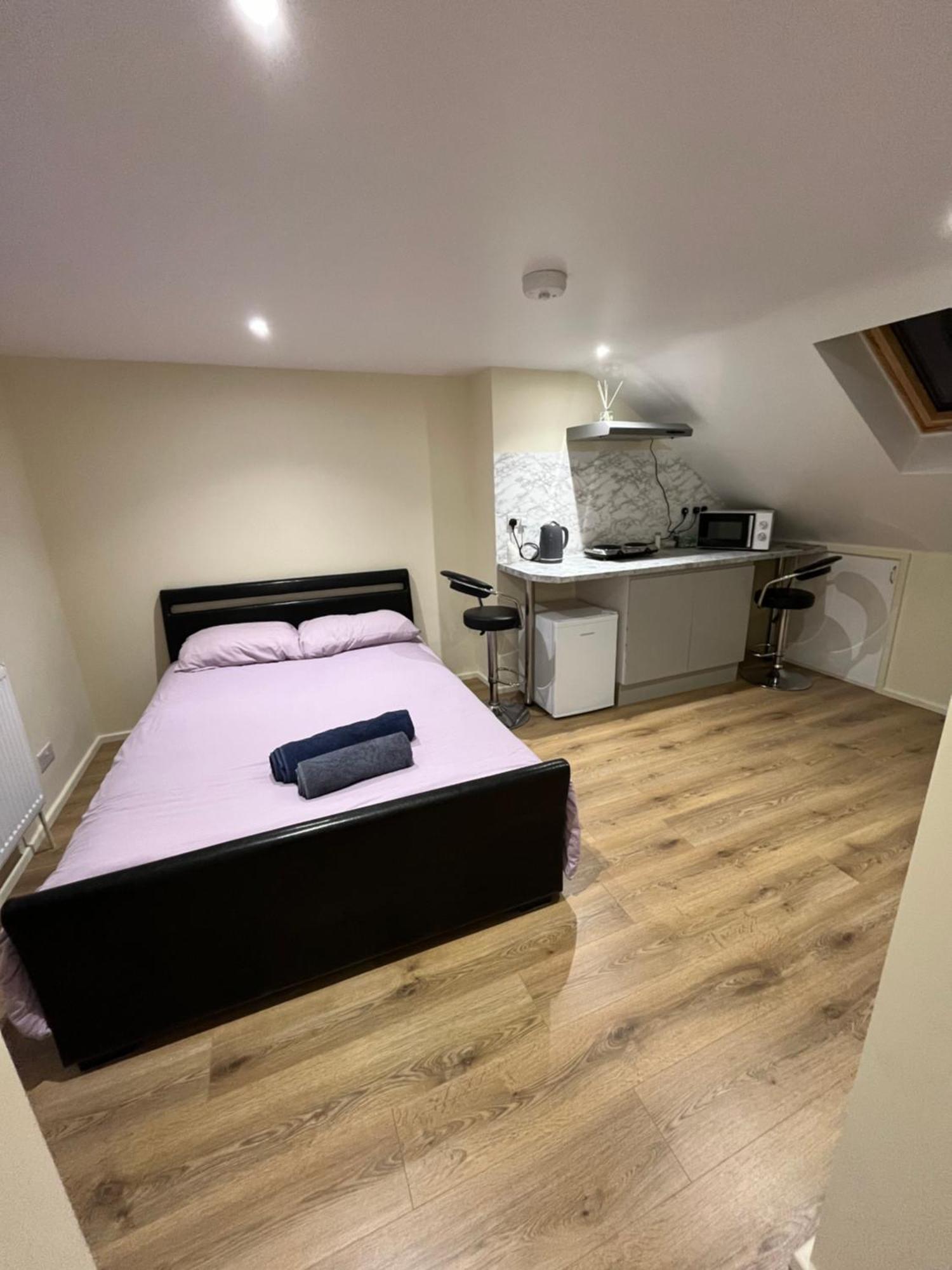 L-Houses Dagenham Esterno foto